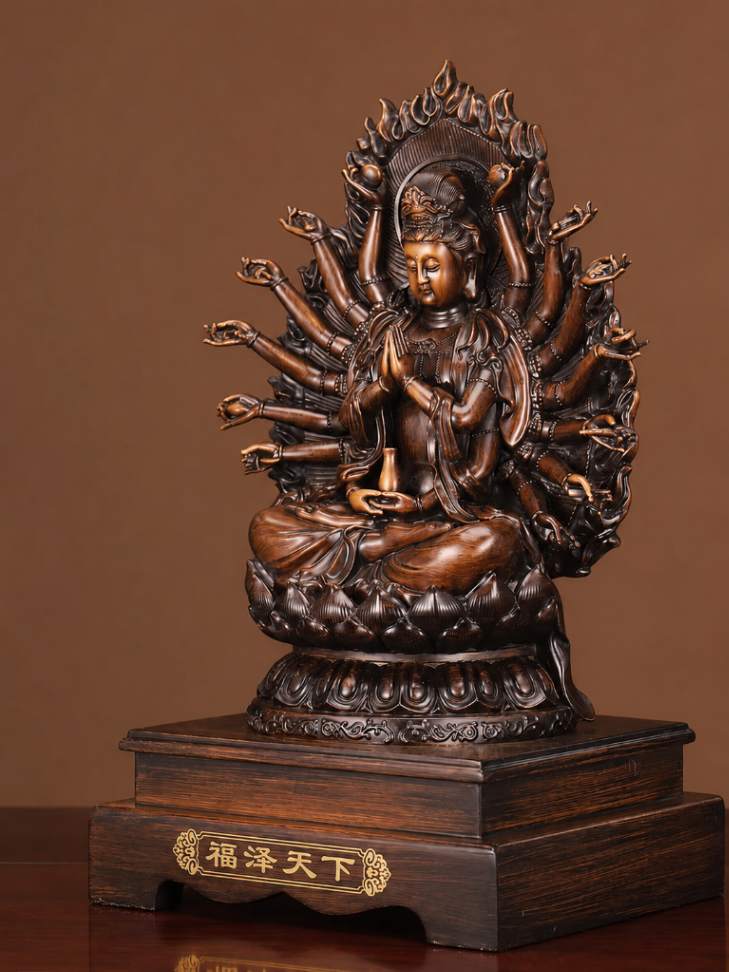 Escultura de Bodhisattva Guanyin
