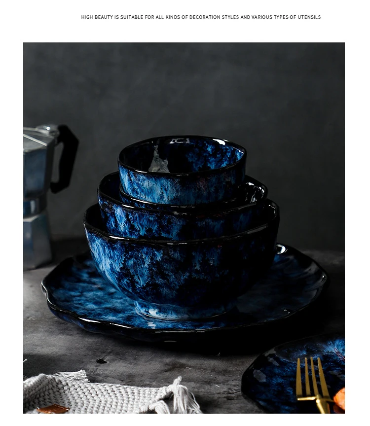 Louça Japonesa Azul Marinho em Cerâmica
