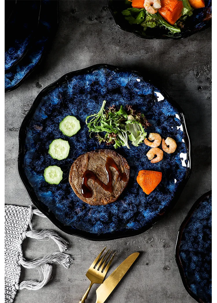 Louça Japonesa Azul Marinho em Cerâmica