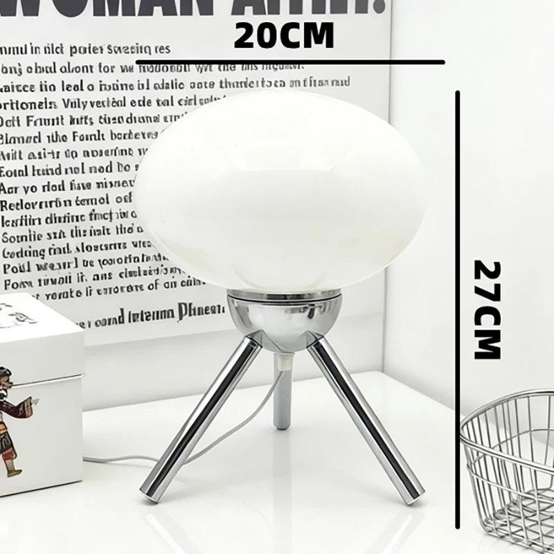 Luminária de Mesa Estilo Bauhaus