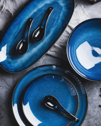 Louça Japonesa Azul em Cerâmica