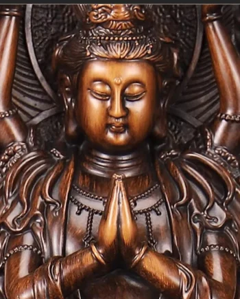 Escultura de Bodhisattva Guanyin